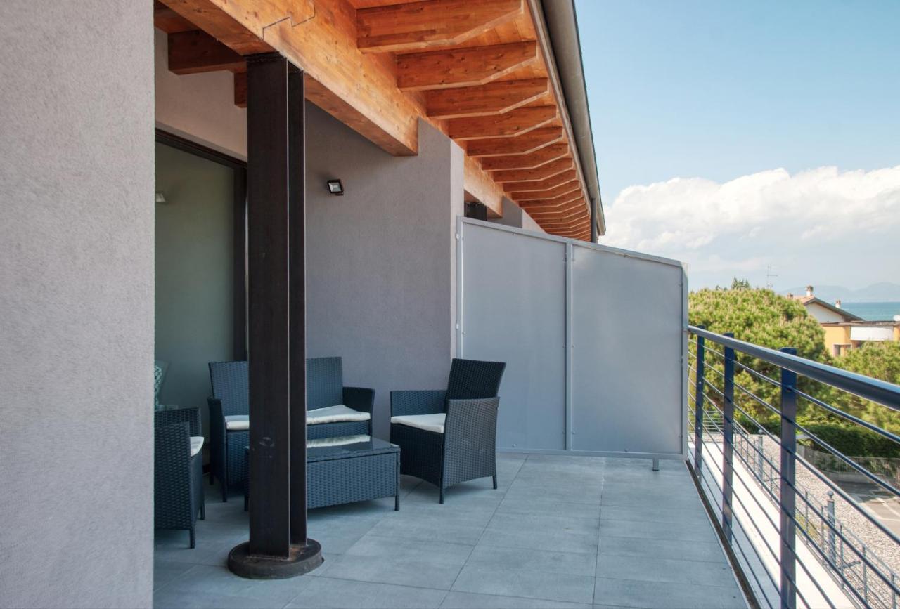 Residenza Puoti Apartment Peschiera del Garda Exterior photo